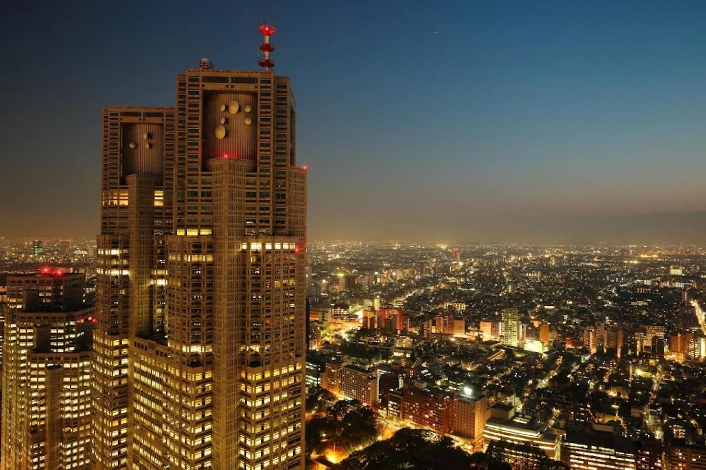 四谷松本館ビル Apartment Tokyo