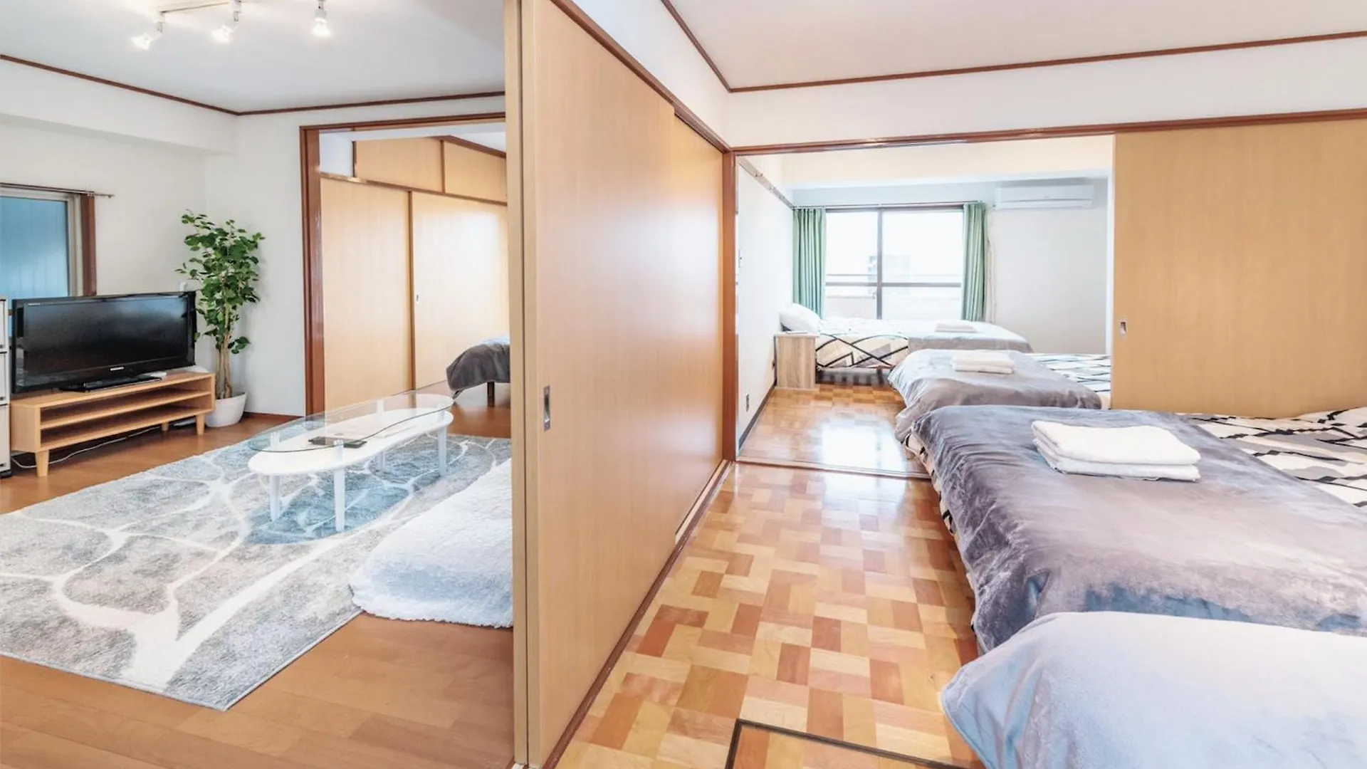 四谷松本館ビル Apartment Tokyo Japan